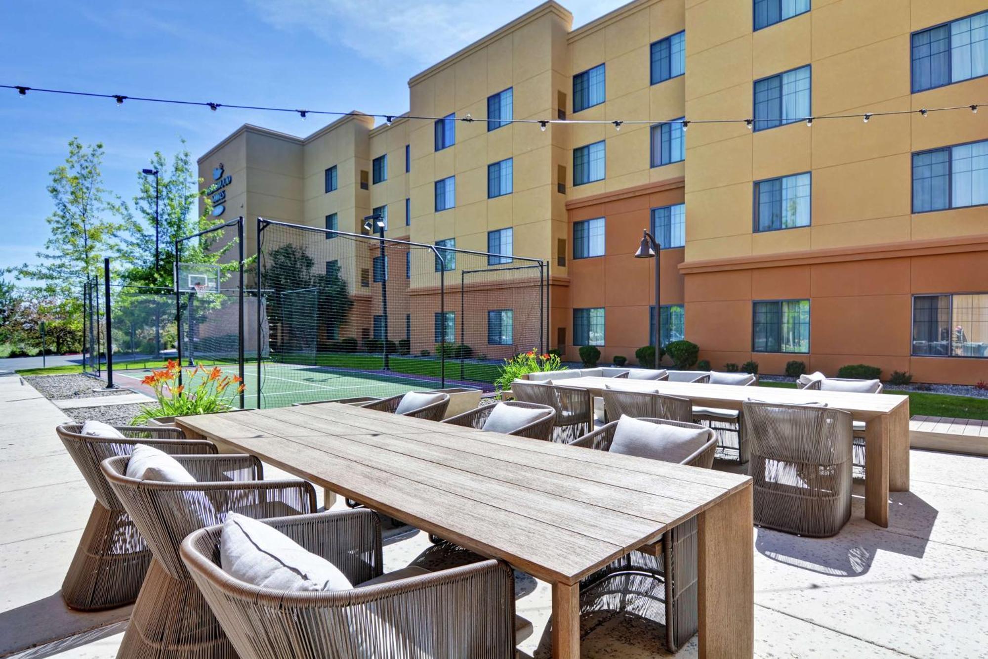 Homewood Suites By Hilton Reno Exterior photo