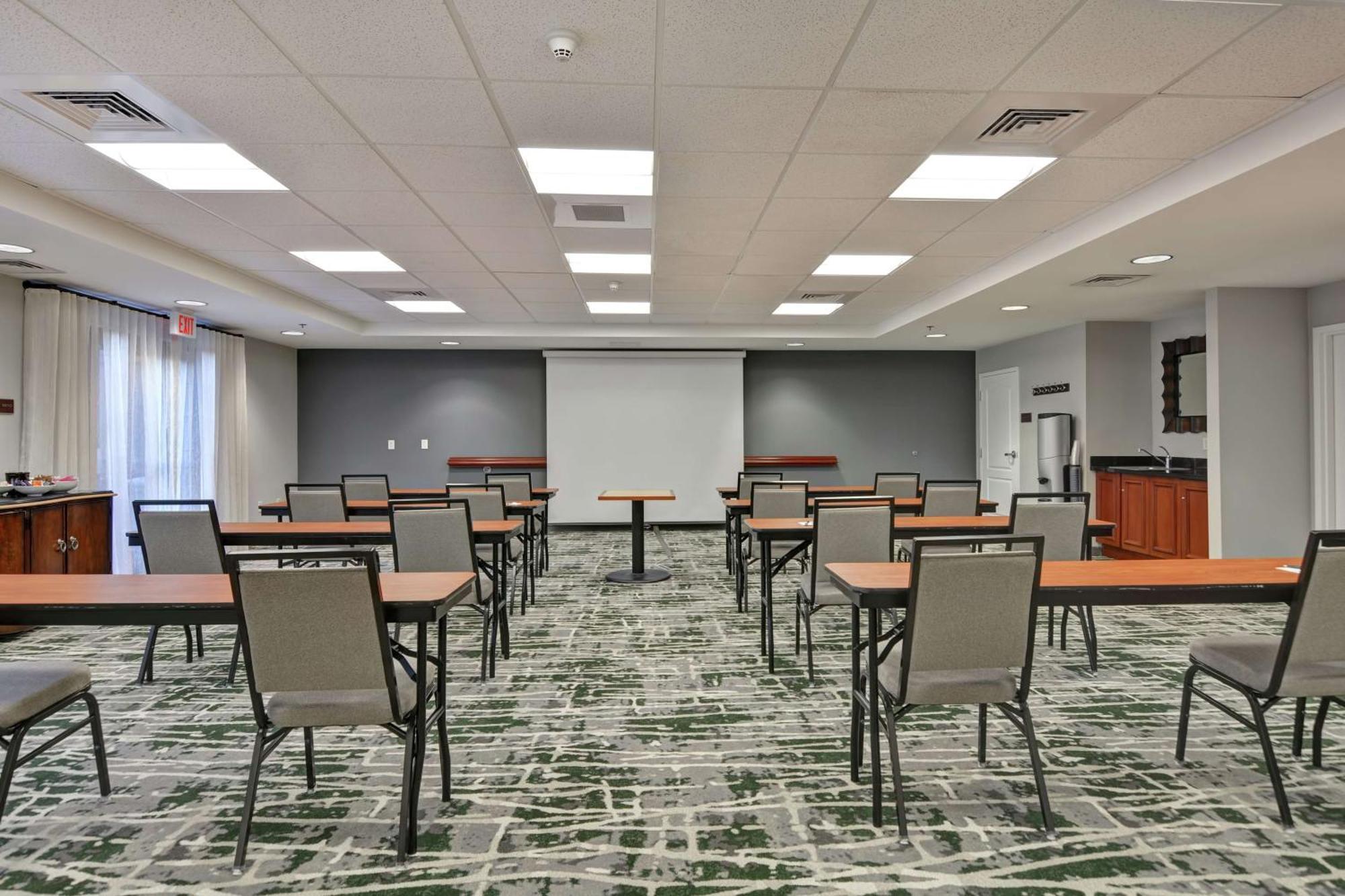 Homewood Suites By Hilton Reno Exterior photo