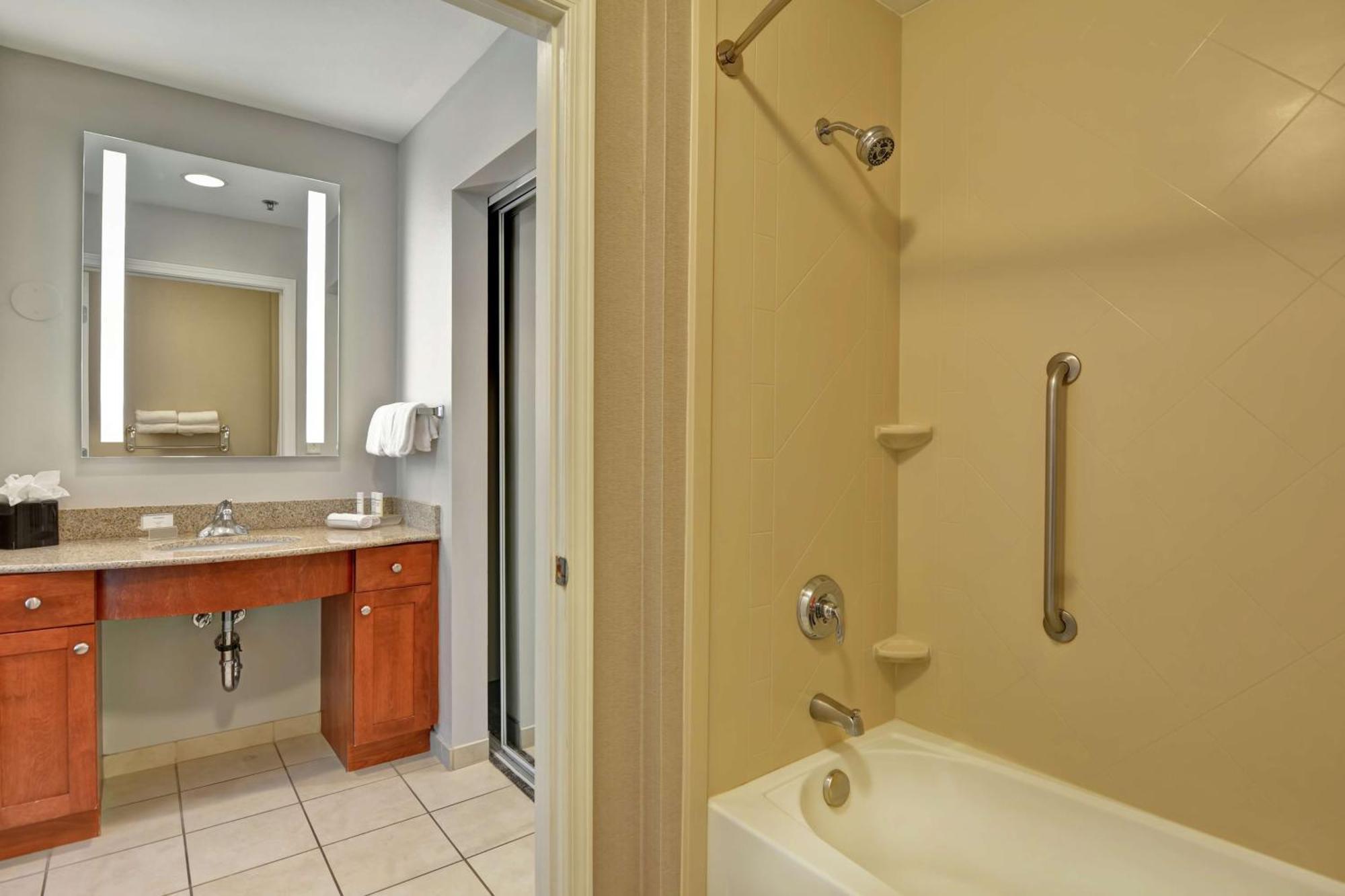 Homewood Suites By Hilton Reno Exterior photo