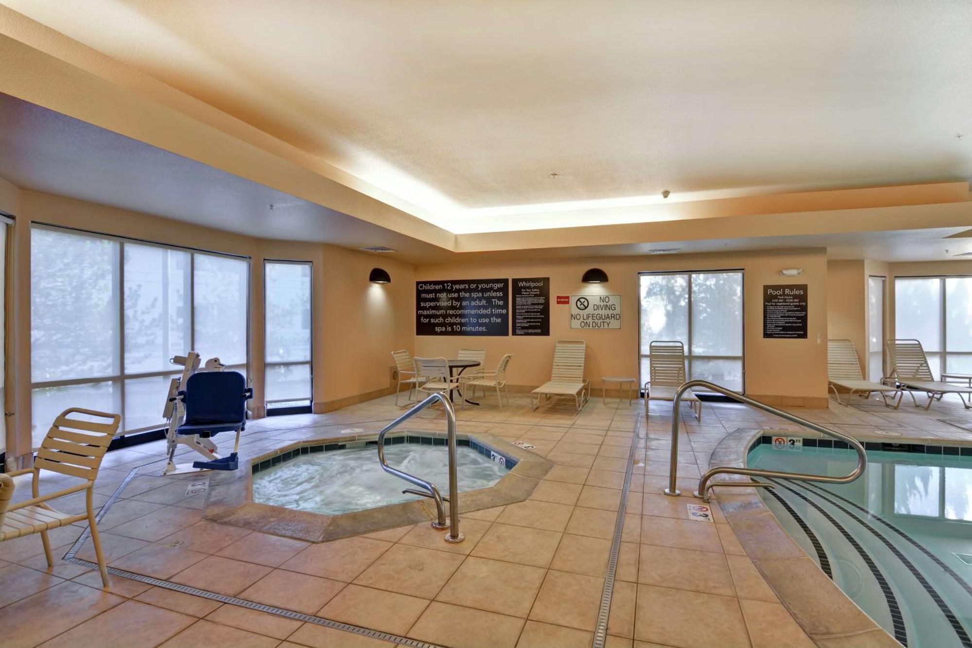 Homewood Suites By Hilton Reno Exterior photo