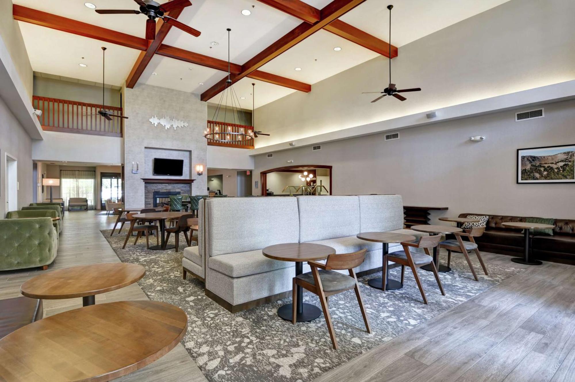 Homewood Suites By Hilton Reno Exterior photo