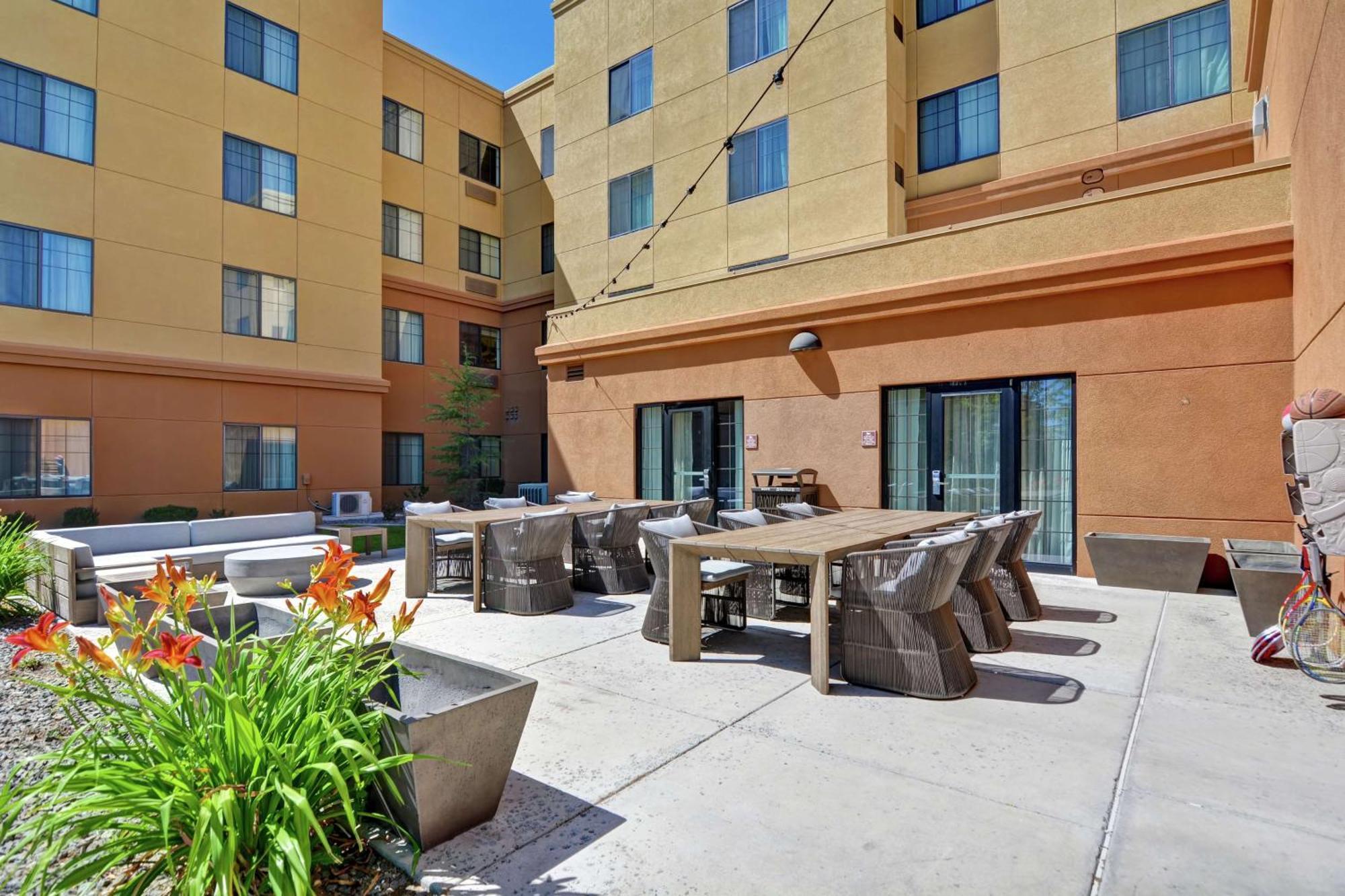 Homewood Suites By Hilton Reno Exterior photo